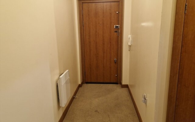 Impeccable 1-bed Apartment in Purfleet