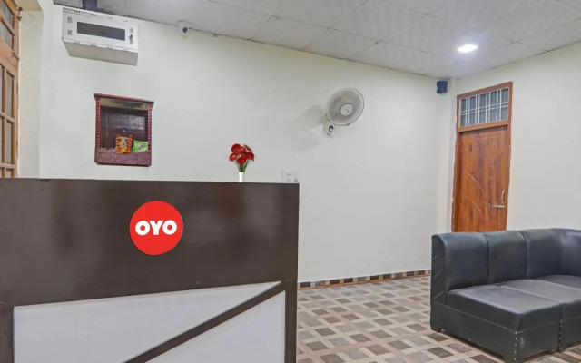 OYO Flagship 80680 Hotel Harsh Inn