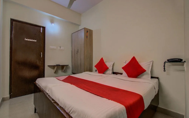 Silver Villa by OYO Rooms