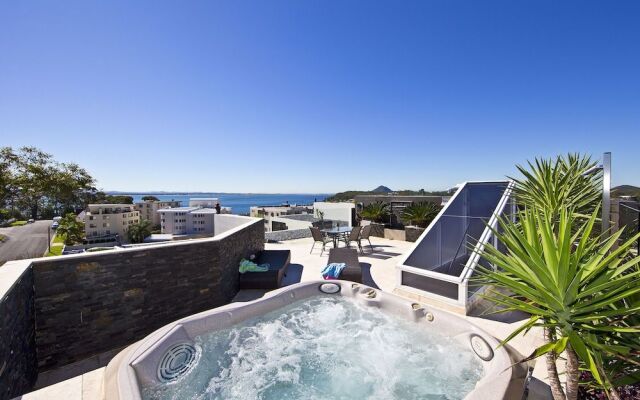 Harbourview Penthouse