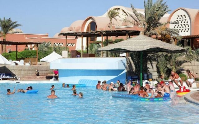 Palmyra Amar El Zaman Aqua Park