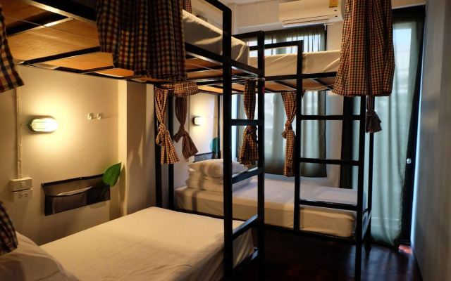 Puck Hostel : พัก โฮสเทล