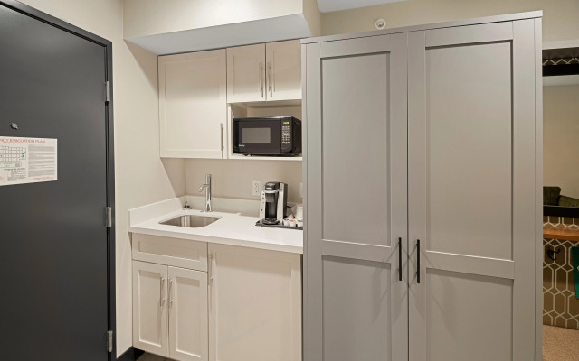 Holiday Inn & Suites Decatur-Forsyth by IHG