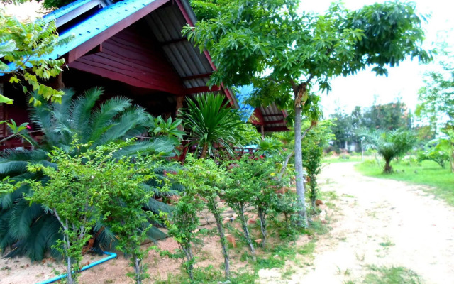 Bangrak Bungalow