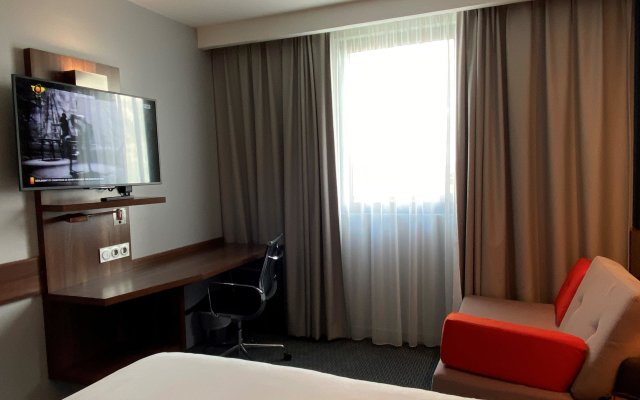 Holiday Inn Express Dijon, an IHG Hotel