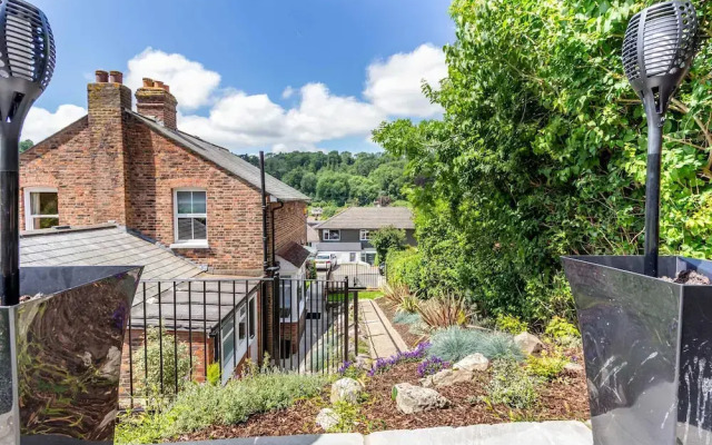 Host Stay Farningham Residence