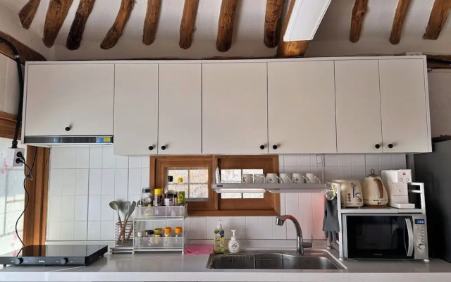 Jukrokjungsa hanokstay