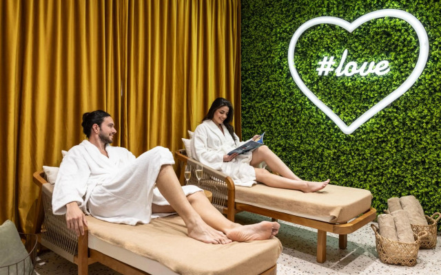 Albatros Spa & Resort Hotel