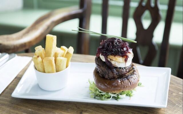 The Royal Oak Historic Commercial Inn