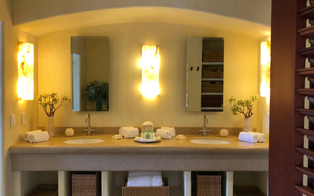 Cala de Mar Resort & Spa Ixtapa
