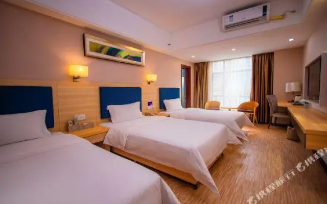 New Coast Hotel