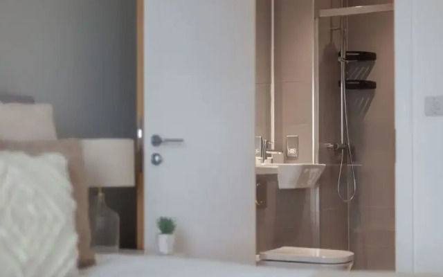 The Colindale Luxury Apartment