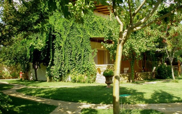 Ariadne Studios Skyros