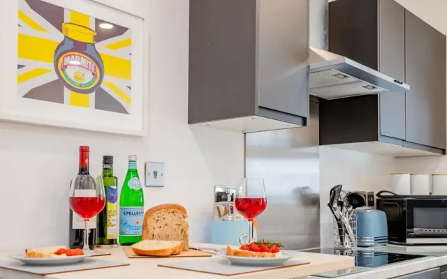 Host Stay Croydon Road Abode