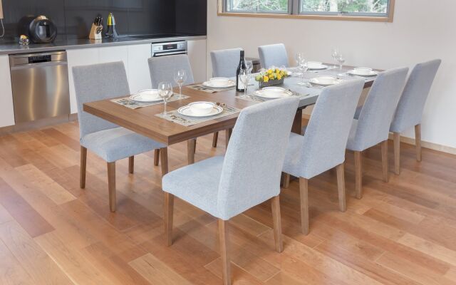 Bluebird Chalets by The Hakuba Collection