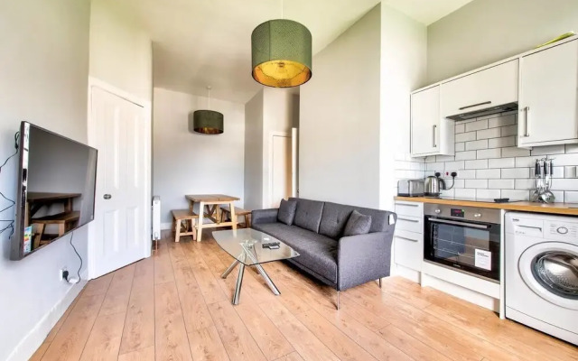 Ultimate Location! Royal Mile 1-bed