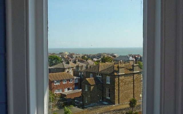 Broadstairs House