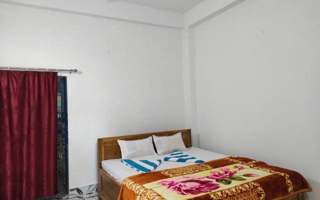 Homocation River Rock Tourist Lodge