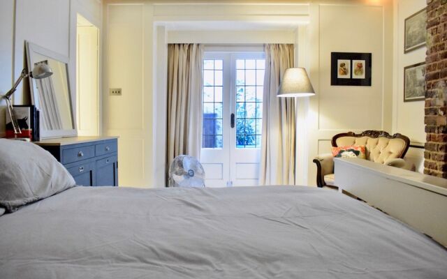 1 Bedroom Apartment Next To Russell Square