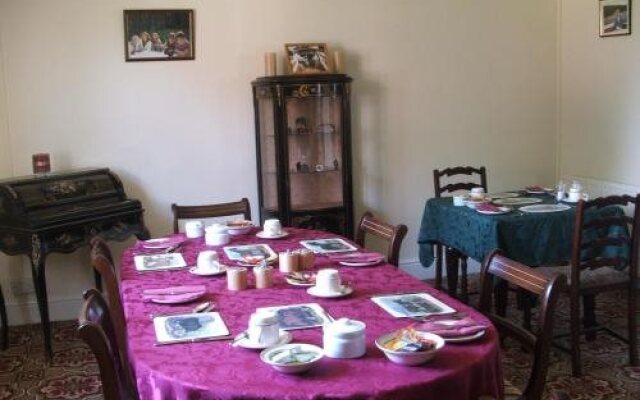 Gilberts End Farm - B&B and Reiki Retreat