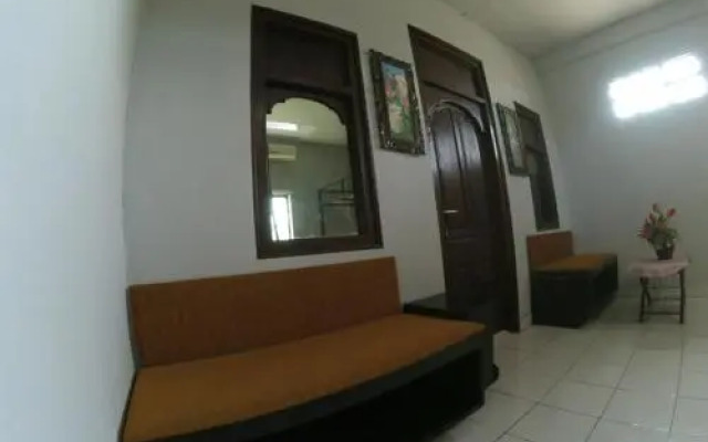 Local Hostel Amed