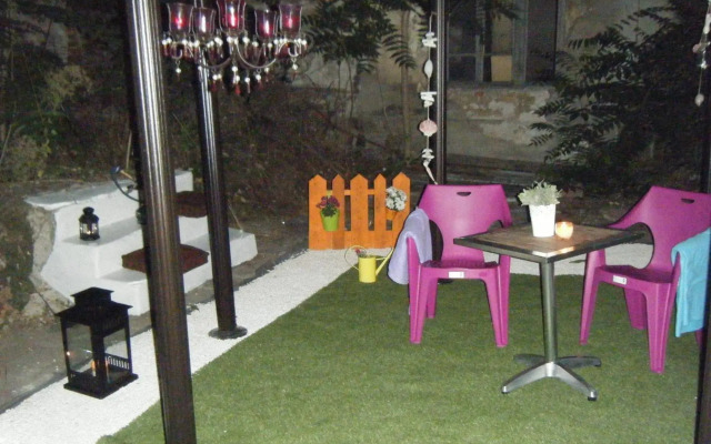 Scotty's Boutique Hotel
