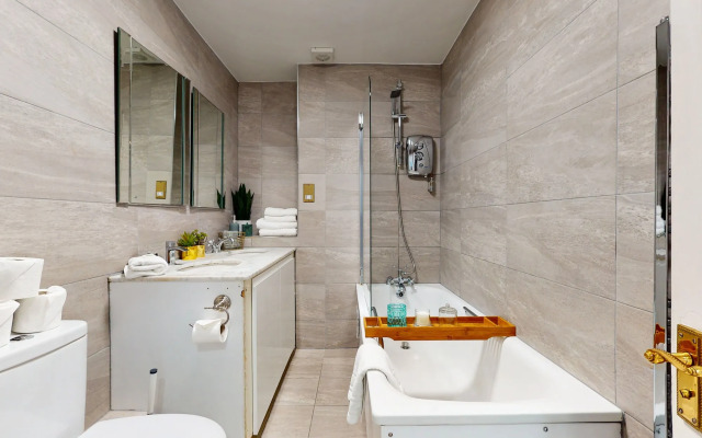 Park Lane Apartments - Clarges St