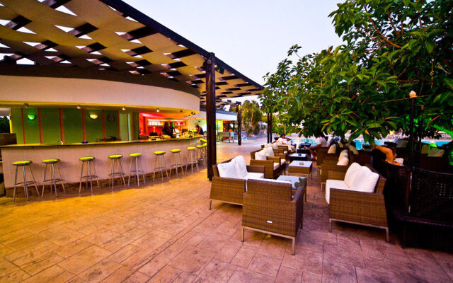 Sun Palace Hotel Resort & Spa
