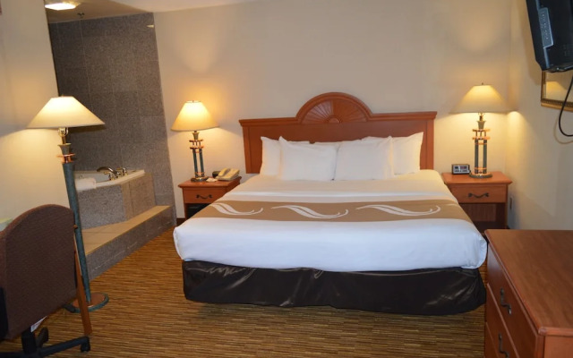 Quality Inn & Suites