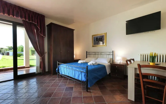 Tenuta Ricco Mono With Pool And Garden