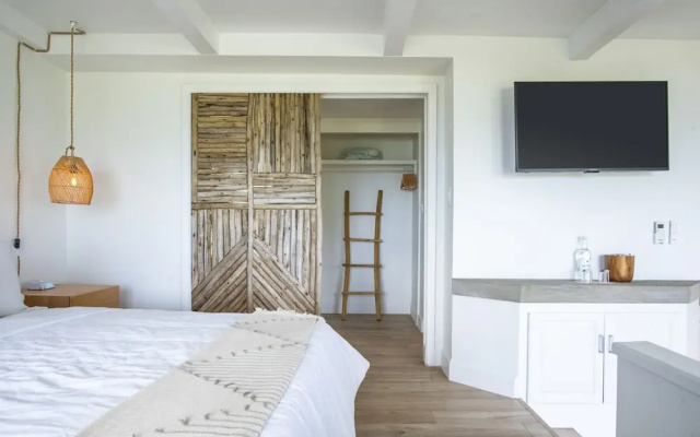 Long Bay Beach Resort — фото 5