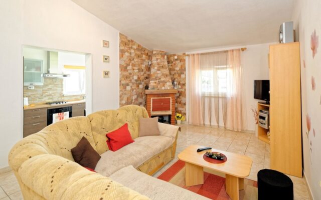 Apartment Mirijana Stinjan / One Bedroom A1