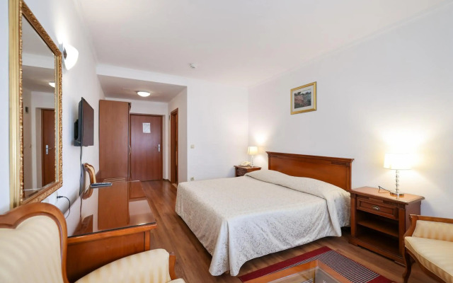 Hotel Val All Inclusive
