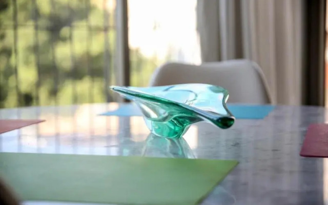 Trumpeldor - 2 Bed Apartment of Art!