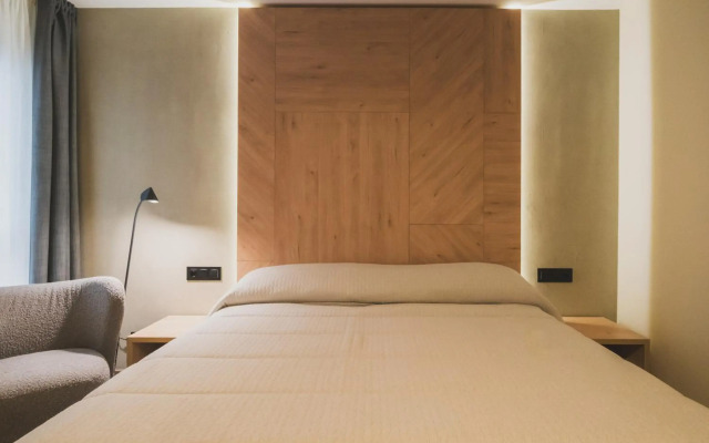 Hotel Jardi Apartaments