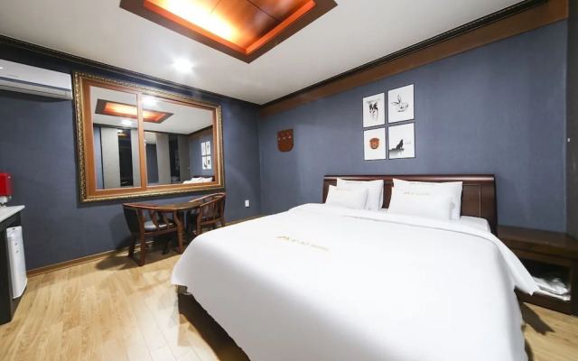 M Boss Motel