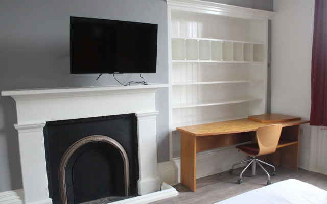 Park Hotel & Apartments