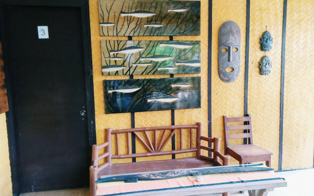 Coron Village Lodge