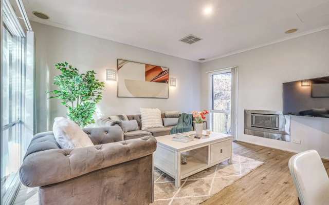 StayAU Gorgeous 5BR BBQ Home Geelong