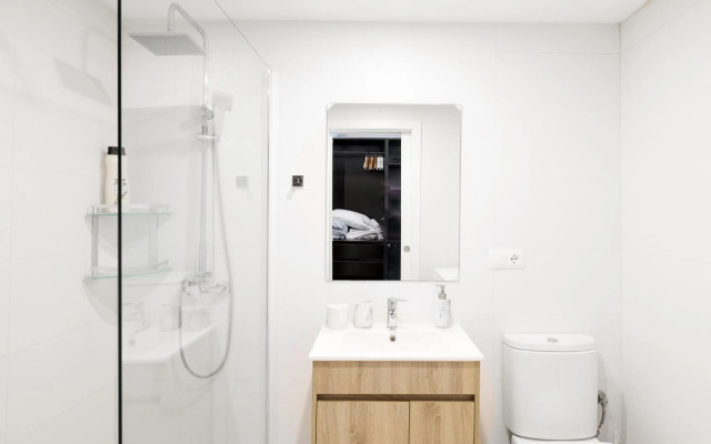 Sunrise Apartment 924