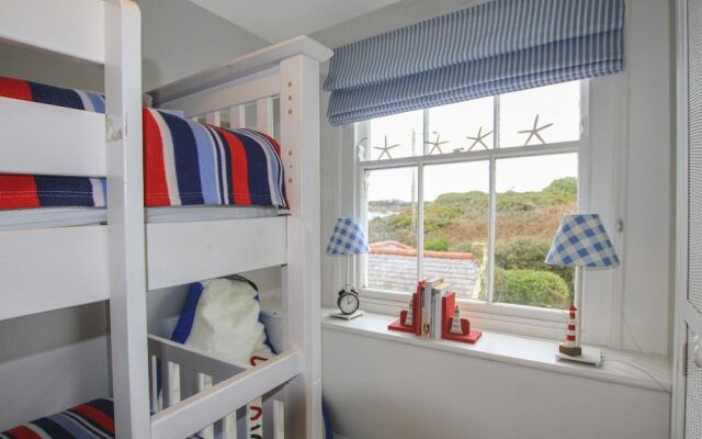 Min Y Mor Trearddur Bay