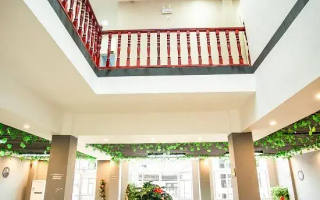 Dongbolong Hotel