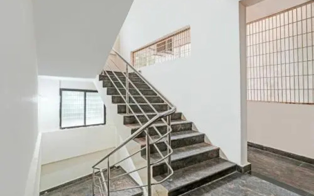 OYO 35561 Hotel Amar Inn