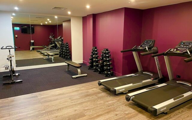 DoubleTree by Hilton Napier Hotel & Suites