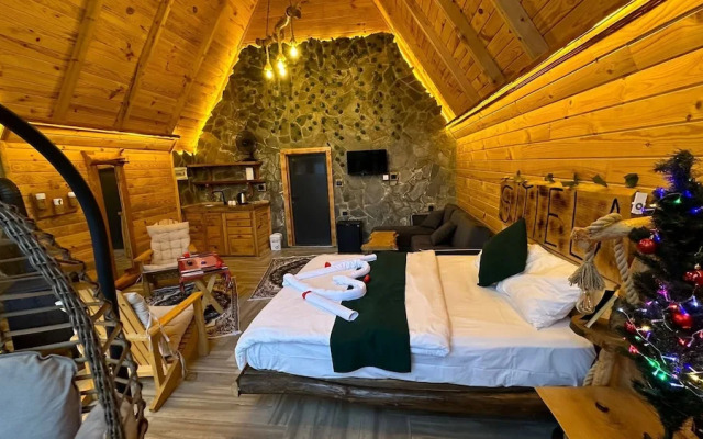 Stiela Suit Bungalov