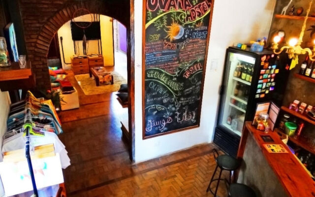 Uvaia Hostel