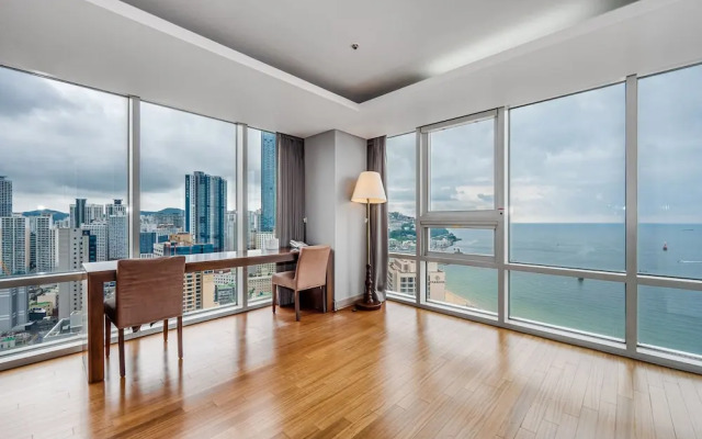 Haeundae Sea Cloud Hotel Residence