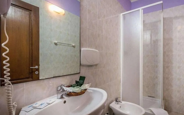 Hotel Real