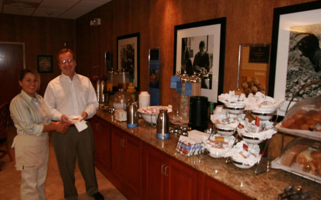 Hampton Inn Woodbridge