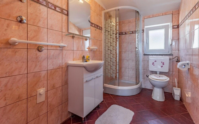 Amazing Apartment in Medulin With 1 Bedrooms and Wifi